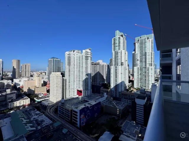 Продажа квартиры #2507 - фото 7517896