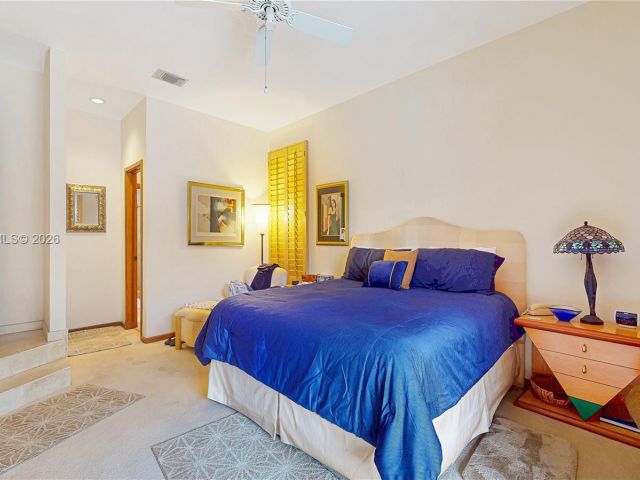 Продажа дома по адресу 10260 SW 128th St - фото 7463793