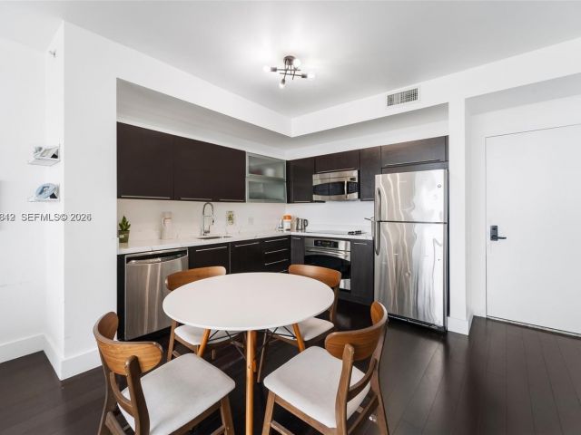 Квартира в аренду номер1406 - фото 7476571