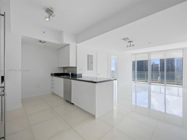 Квартира в аренду номер3902 - фото 7486704