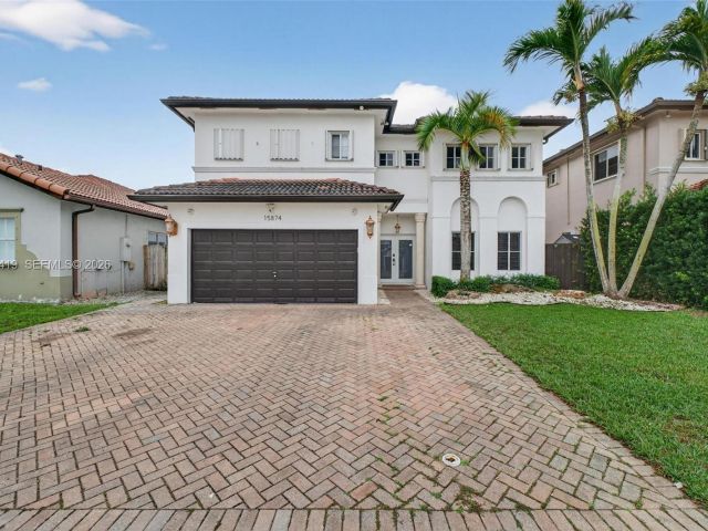 Дом в аренду по адресу 15874 SW 138th Ter 2 - фото 7501650