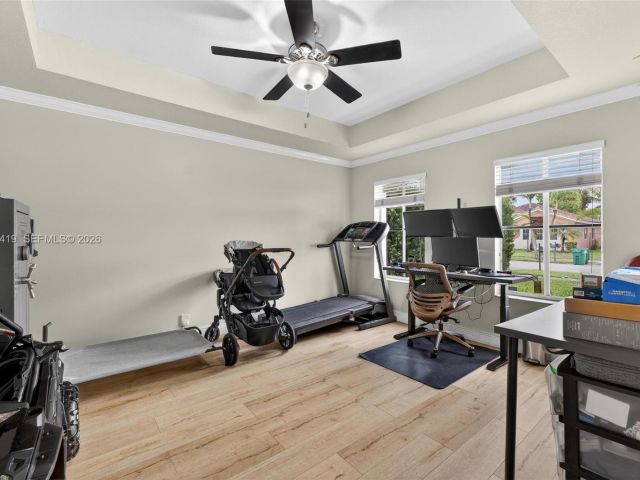 Дом в аренду по адресу 15874 SW 138th Ter 2 - фото 7501655