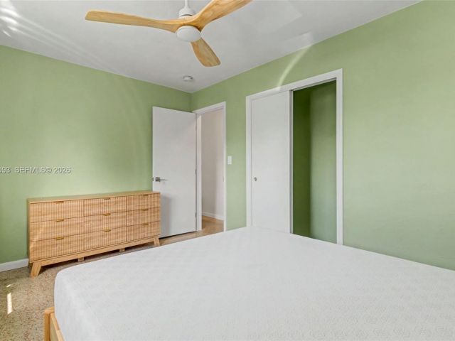 Дом в аренду по адресу 616 NW 3rd Ct - фото 7461853