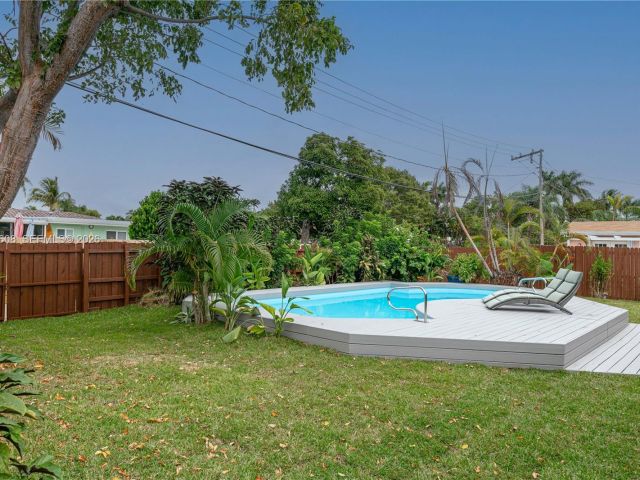 Дом в аренду по адресу 1507 Harding St - фото 7471833