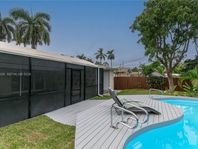 Дом в аренду по адресу 1507 Harding St - фото 7471837