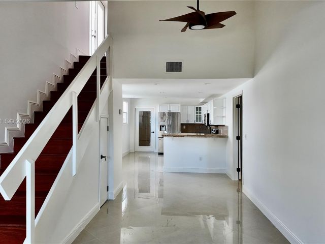 Дом в аренду по адресу 1721 Fletcher St - фото 7471839