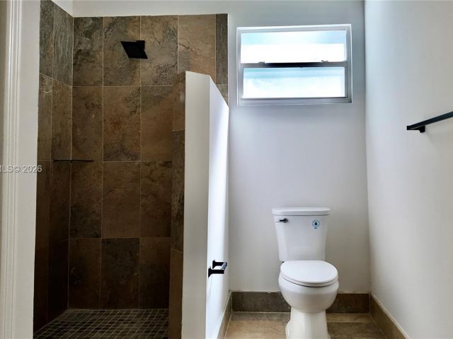 Дом в аренду по адресу 1721 Fletcher St - фото 7471846