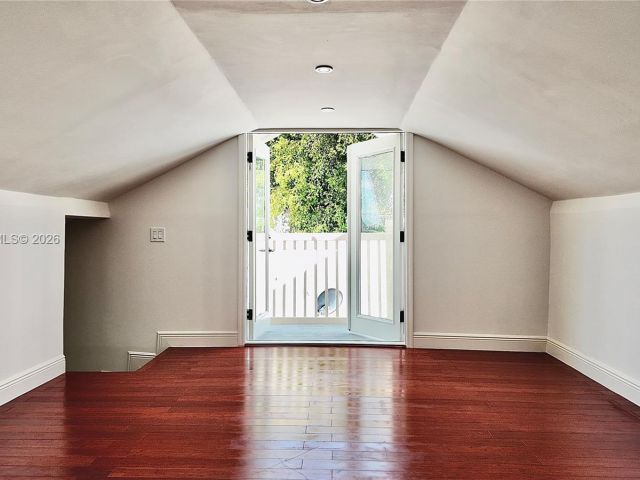 Дом в аренду по адресу 1721 Fletcher St - фото 7471849