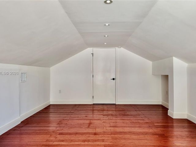 Дом в аренду по адресу 1721 Fletcher St - фото 7471850