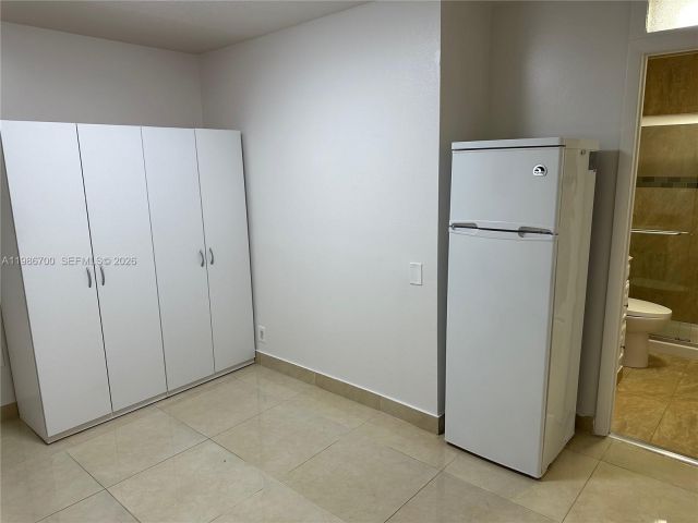 Продажа дома по адресу 14620 SW 151st Ter - фото 7515837