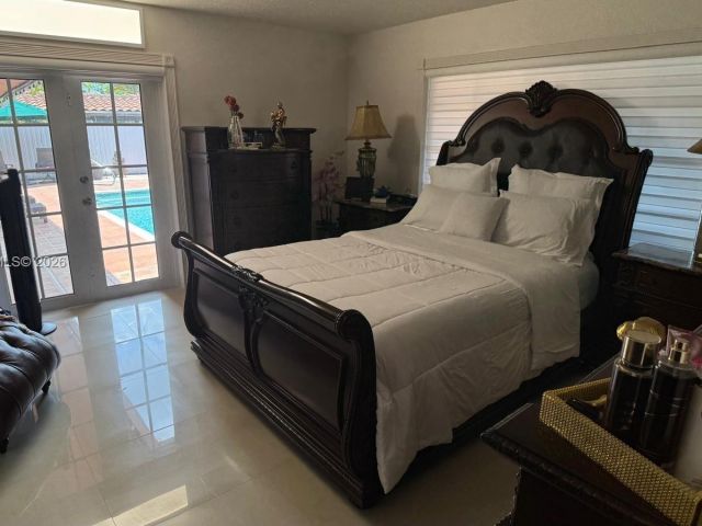 Продажа дома по адресу 14620 SW 151st Ter - фото 7515843