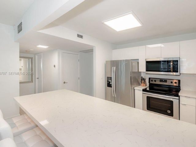 Продажа квартиры #401 - фото 7510056