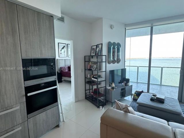 Квартира в аренду номер1003 - фото 7518327