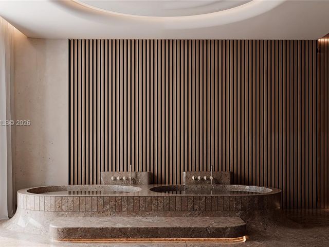 Продажа дома по адресу 1953 Tigertail Ave - фото 7517385