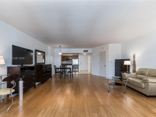 Продажа квартиры #1512 - фото 7510076