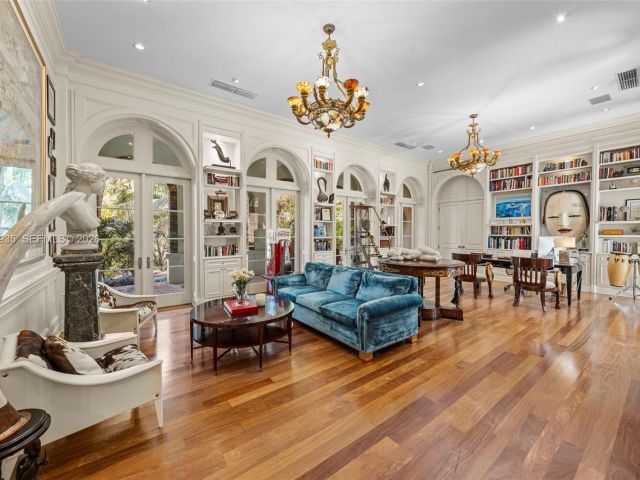 Продажа дома по адресу 9401 Journeys End Rd - фото 7520684