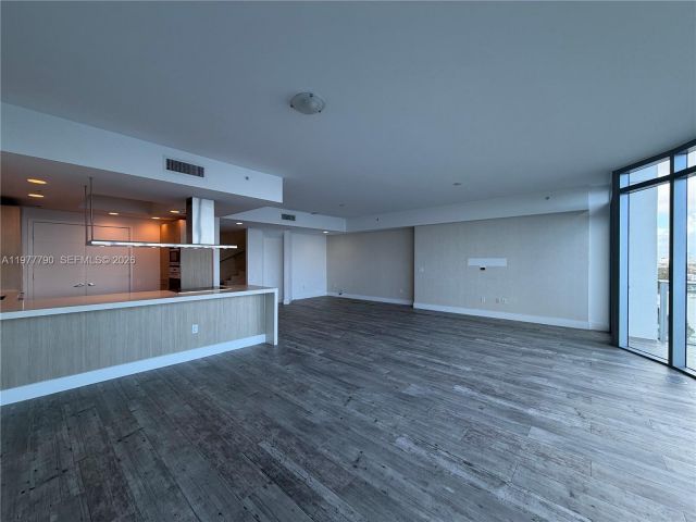 Квартира в аренду номер1211 - фото 7503500