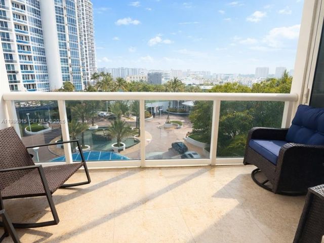 Квартира в аренду номер705 - фото 7496479