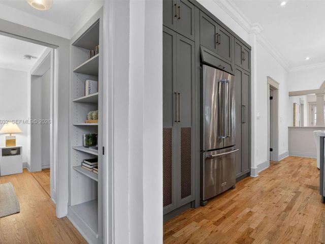 Продажа дома по адресу 85 NE 46th St - фото 7537159