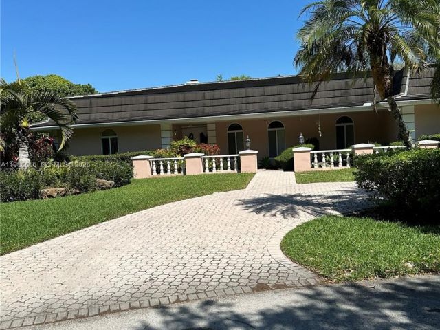 Продажа дома по адресу 10805 SW 128th Ter - фото 7518631