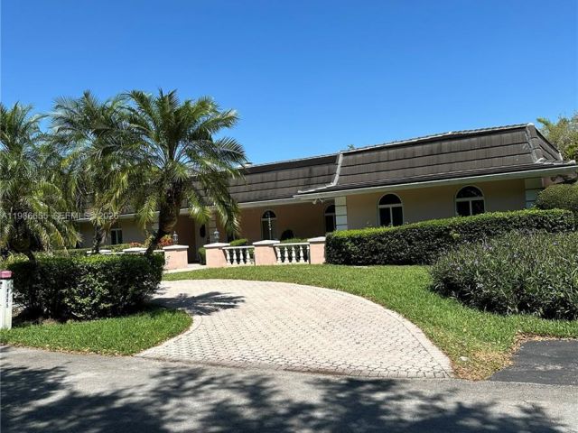 Продажа дома по адресу 10805 SW 128th Ter - фото 7518633