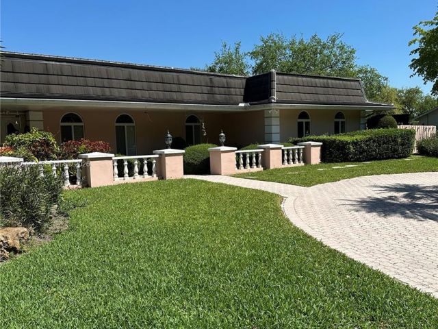 Продажа дома по адресу 10805 SW 128th Ter - фото 7518634