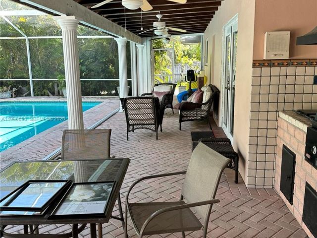 Продажа дома по адресу 10805 SW 128th Ter - фото 7518639