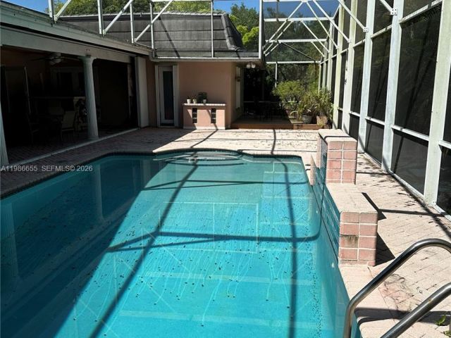 Продажа дома по адресу 10805 SW 128th Ter - фото 7518644