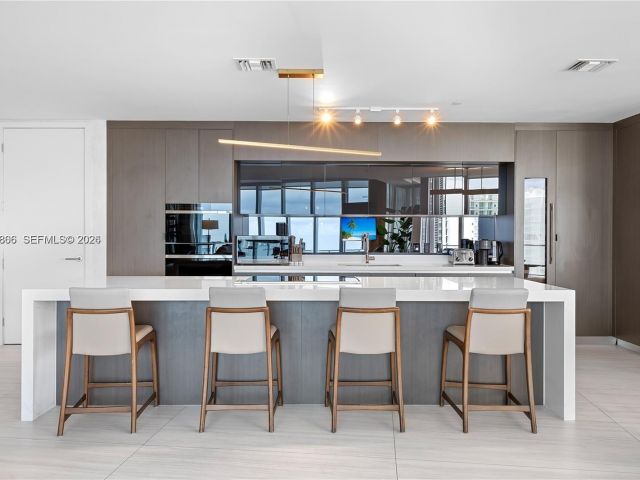 Продажа квартиры #5201 - фото 7487731