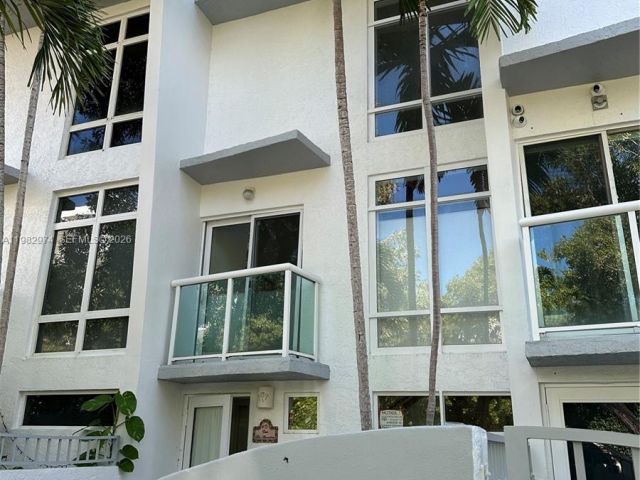 Дом в аренду по адресу 1853 Jefferson Ave 5 - фото 7525457