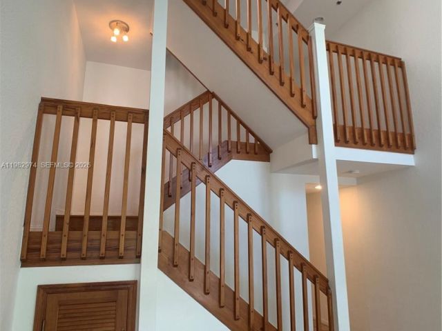 Дом в аренду по адресу 1853 Jefferson Ave 5 - фото 7525464