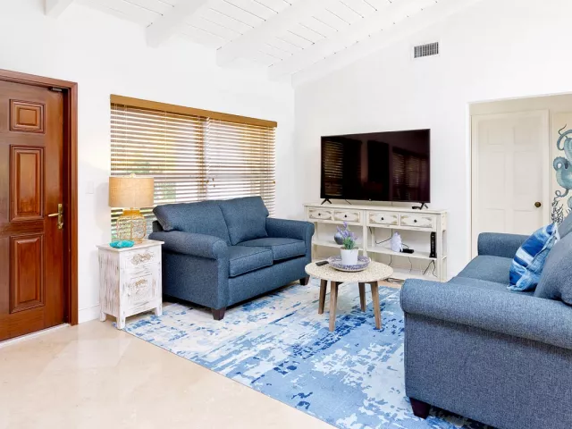 Продажа дома по адресу 2003 Bay Drive - фото 8891279