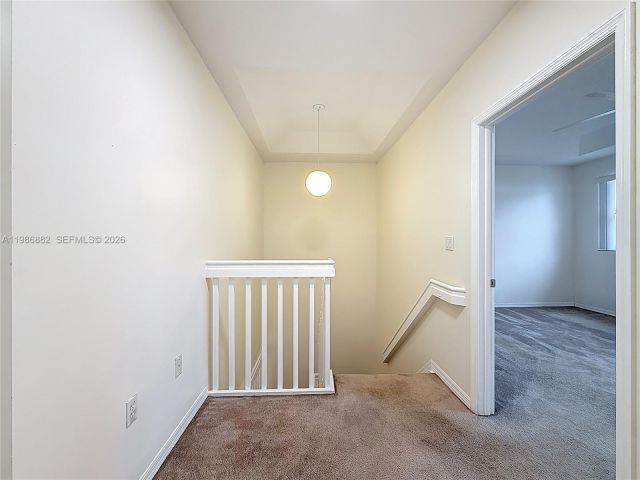 Дом в аренду по адресу 4330 NW 114th Pl - фото 7484303