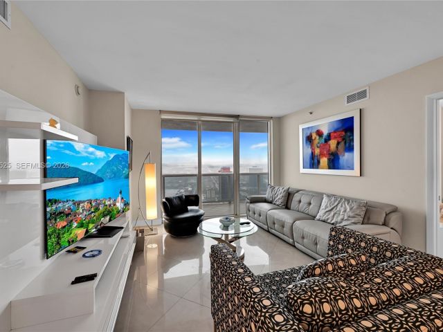 Продажа квартиры #3908 - фото 7500330