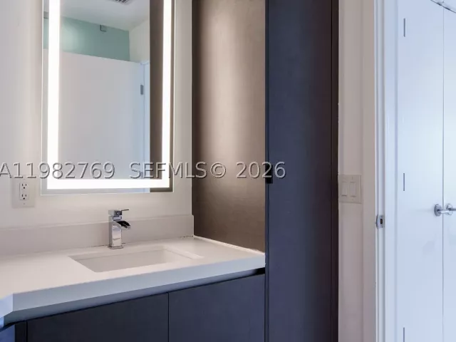 Квартира в аренду номер4406 - фото 7830220