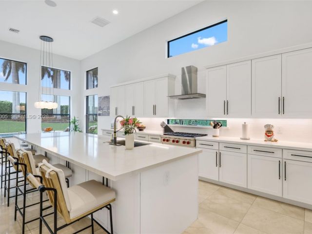 Дом в аренду по адресу 2751 NW 70th Blvd - фото 7496954