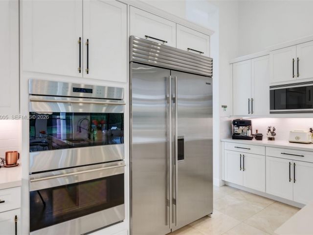 Дом в аренду по адресу 2751 NW 70th Blvd - фото 7496956