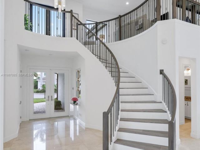 Дом в аренду по адресу 2751 NW 70th Blvd - фото 7496965