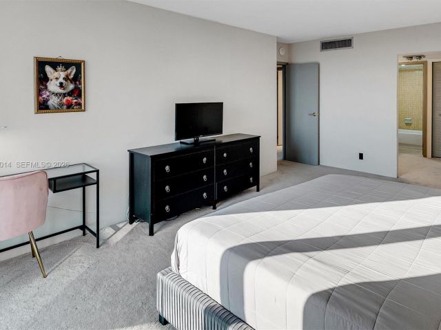 Продажа квартиры #617 - фото 7525019