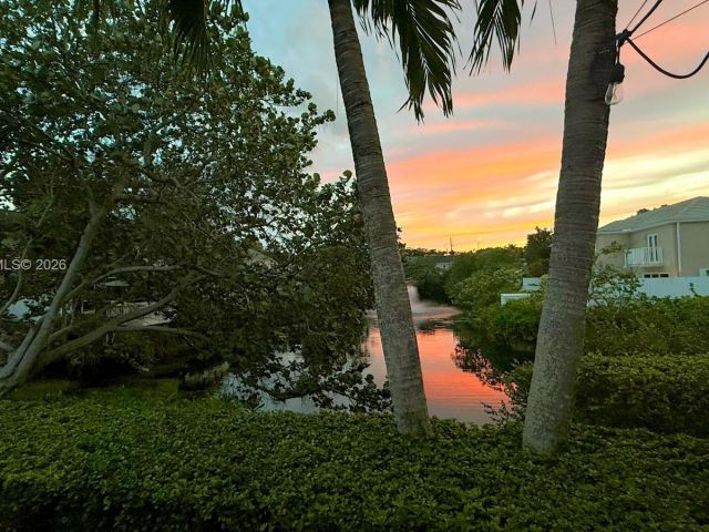 Дом в аренду по адресу 5570 SW 70th Pl S 5570 - фото 7499002