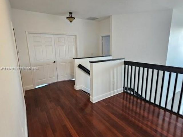 Дом в аренду по адресу 11151 SW 241st St - фото 7498877