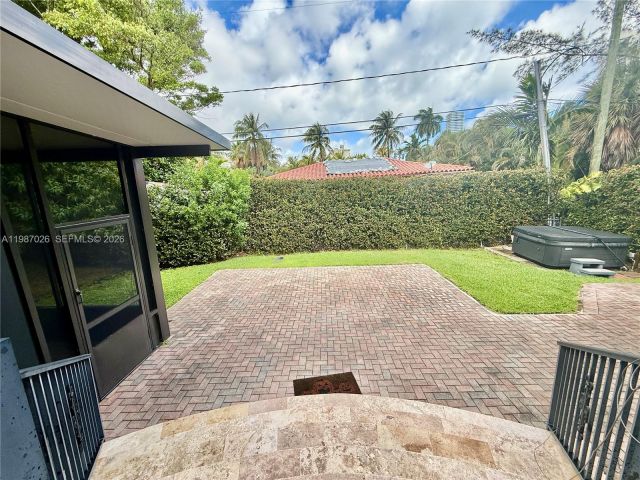 Дом в аренду по адресу 211 189th Ter - фото 7502840