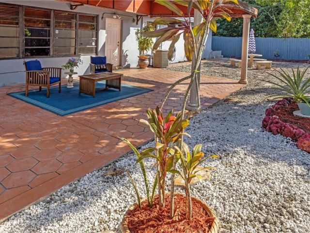 Продажа дома по адресу 12890 NE Miami Ct - фото 7504214