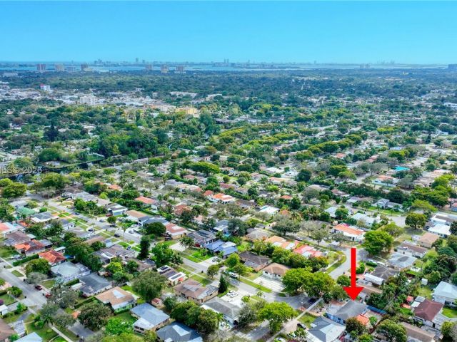 Продажа дома по адресу 12890 NE Miami Ct - фото 7504224