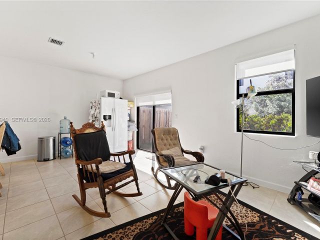 Продажа дома по адресу 12958 SW 231st St - фото 7509038