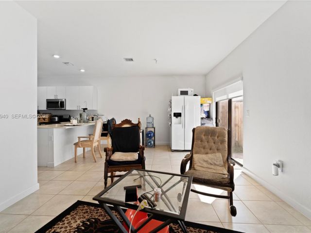 Продажа дома по адресу 12958 SW 231st St - фото 7509039