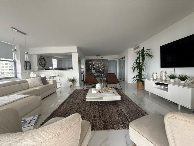 Квартира в аренду номер8R - фото 7514048