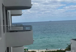 Квартира #8R