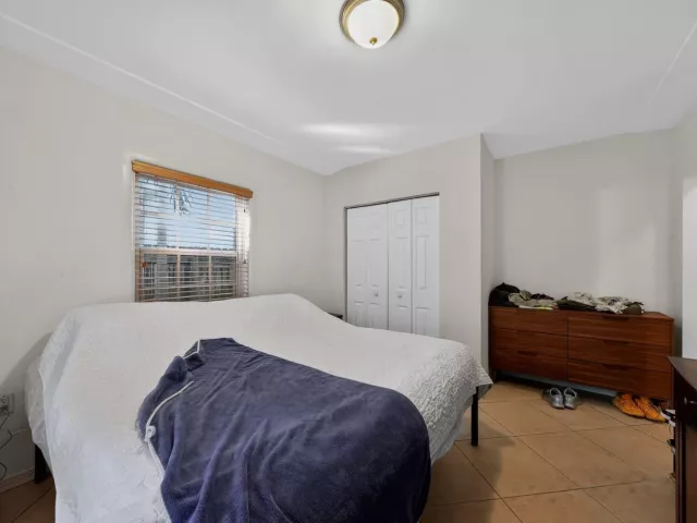 Продажа дома по адресу 2131 Biarritz Drive - фото 8040285
