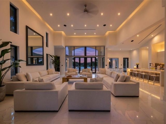 Продажа дома по адресу 15620 SW 188th Ct - фото 7512200